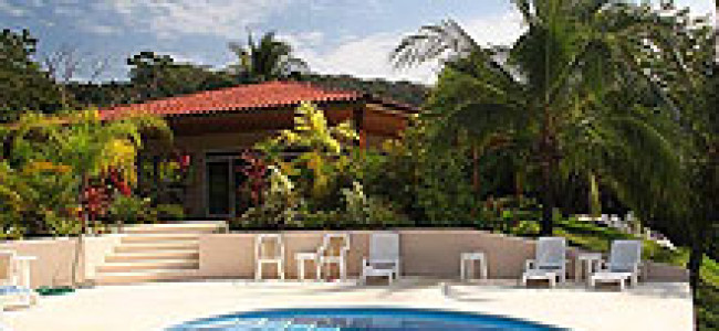 Renting a Villa for Surfing in Mal Pais, Costa Rica