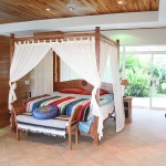 Malpais rental villa - four post canopy bed